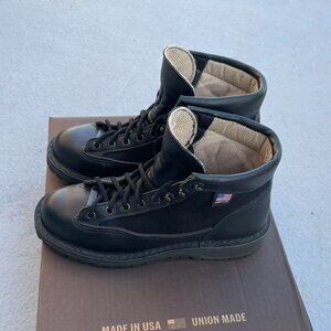 Women's Danner Light Boots- Black
